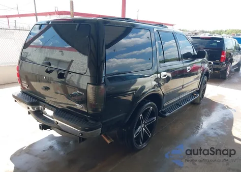 2002 Ford Expedition Eddie Bauer from USA, damaged, VIN 1FMFU18L52LA61196